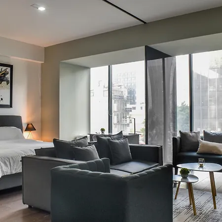 Reforma 284 King Size Suite Swimming Pool, Parking & Kitchen