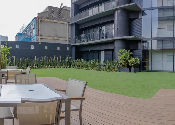 Reforma 284 King Size Swimming Pool, Parking & Kitchen Apartment *
